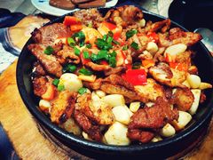 炉火烤五花肉-船梆煮•蒸汽海鲜·炉火烤肉(五四广场店)