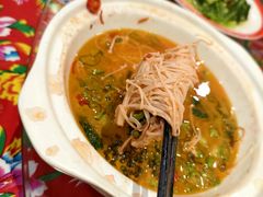 -闯关东东北农家菜(崂山石老人店)