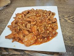 津门老爆三-丰顺烧烤家常菜(台东店)