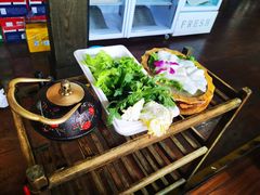 -滇釜火锅·能喝汤的火锅(车公庄店)