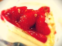 草莓奶酪蛋糕-凯宾美食廊Kempi Deli·凯宾斯基饭店(亮马桥路店)