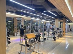 -威克健身游泳(万菱汇店)