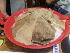 -乡土黄·鲜牛肉火锅·小龙虾(兴业街店)