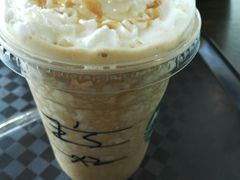 -星巴克臻选(盐城金鹰聚龙湖店)