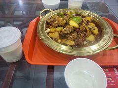 -牛一嘴·兰州牛肉面·大盘鸡(财富中心店)