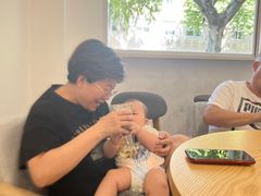 -白鹅咖啡(金城花园店)