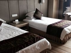 -南京双门楼宾馆(盐仓桥地铁站阅江楼店)