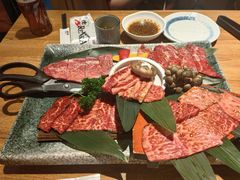 -炼火烤肉店