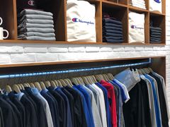 -Champion(武汉国际广场店)