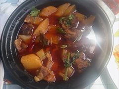 -土砂锅生态山庄·非遗砂锅雅鱼