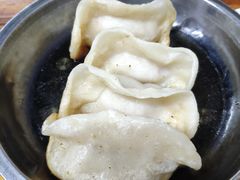网红锅贴-锅贴大王南翔小笼(临沂二村店)