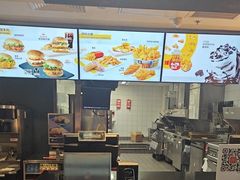 -麦当劳(国家体育场南路店)