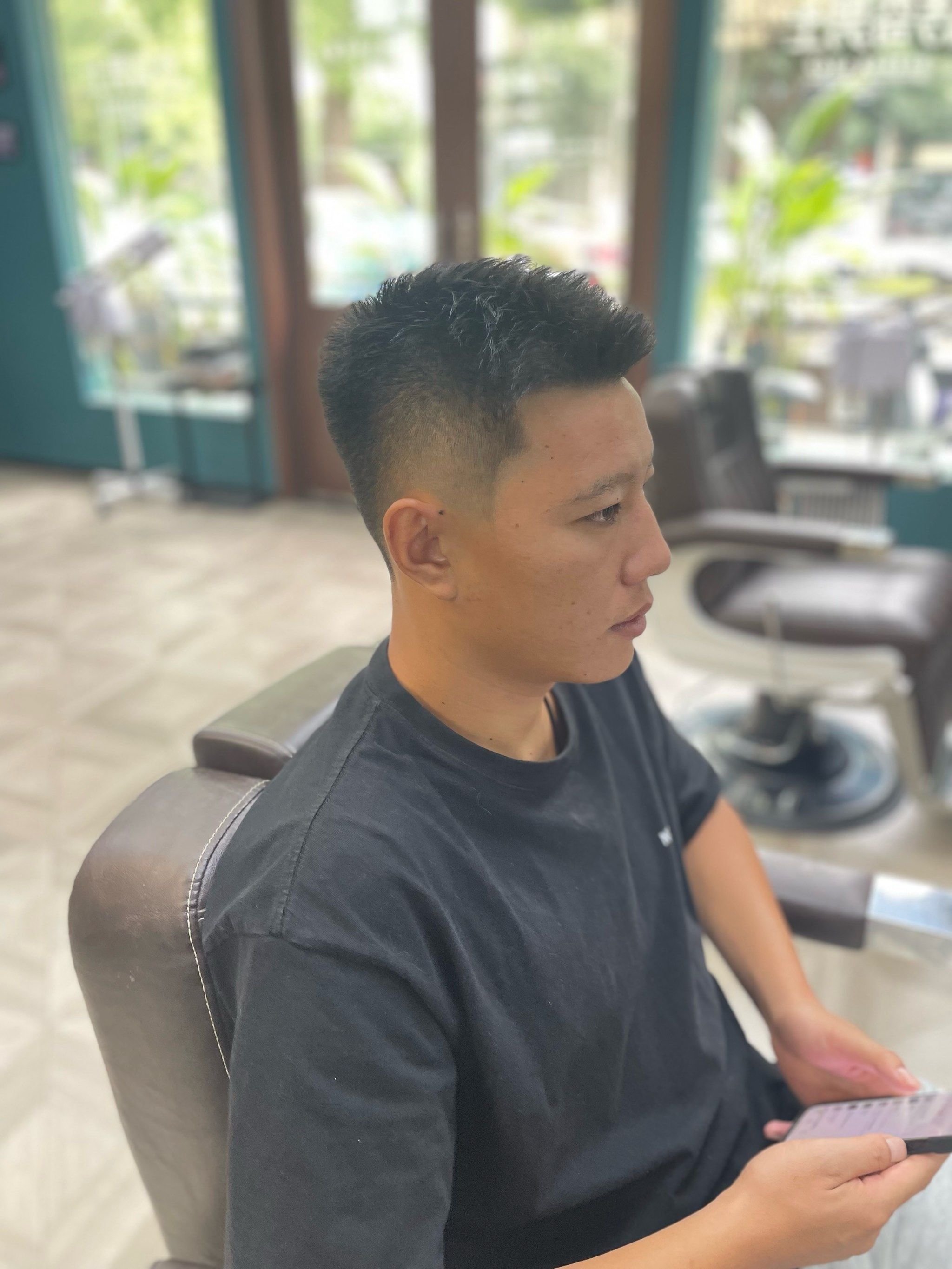 潮流渐变,重塑男士发型魅力!