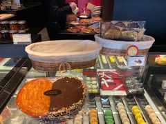 -Salon de The de Joel Robuchon(外滩18号店)