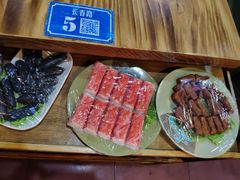 墨汁鱼籽肠-东镇老火锅(长春路首店)