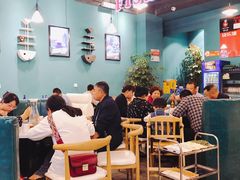 大堂-麻辣巅峰美蛙鱼头火锅(犀浦店)