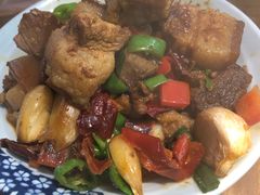 妈妈烧土猪肉-好灶头妈妈菜·柴火灶台鱼·千岛湖土菜地标美食