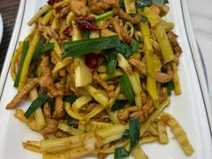 陕南竹笋炒肉丝-钟记陕南菜·煎锅鱼(红专南路店)