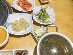 -唯成•韩国炭火烤肉 유성고기