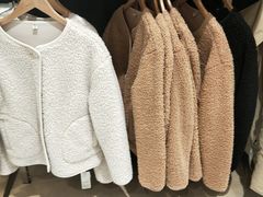 -优衣库(银川新华百货CCMall店)