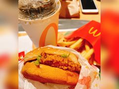-麦当劳(中山公园龙之梦店)