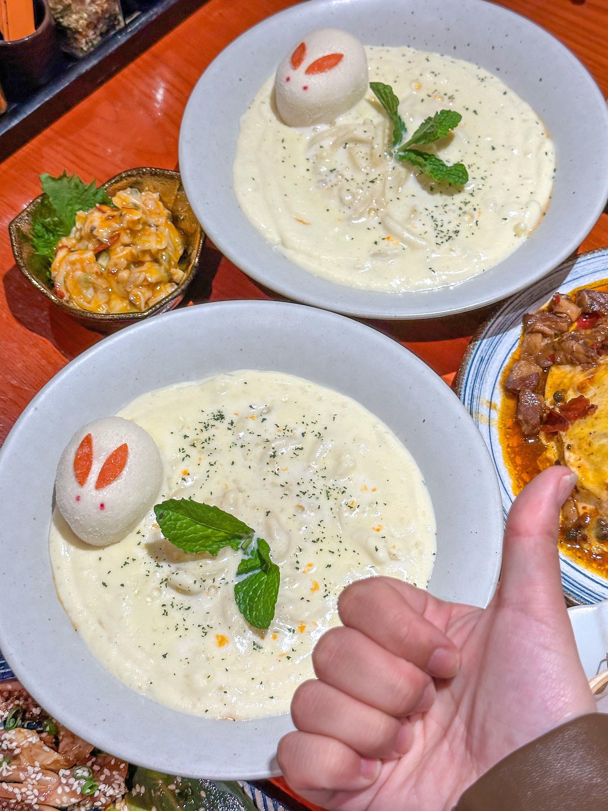 穿越到日漫场景吃上了同款奶油乌冬面.