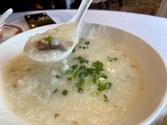 皮蛋瘦肉粥-稻香酒家·33年老字号·港式粤菜(富邦中心店)