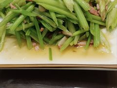 -宾朋海鲜饭庄(兴海路店)