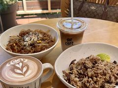 -爱樂咖啡(青年体育公园店)