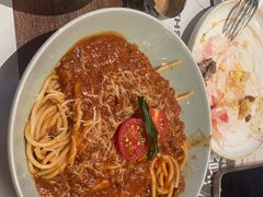 慢炖肉酱鲜茄意面-一沙一城·岩烤牛扒(深圳首店)