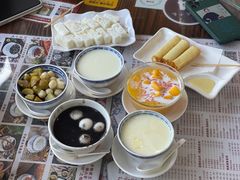 -周大娘牛乳(旧寨古村总店)