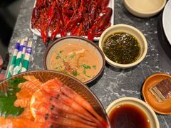 -牛YO寿喜烧·铁板烧和牛火锅自助(市府恒隆店)