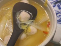 -卢大鲜鱼头捞饭(美利广场店)