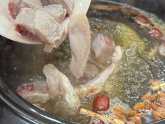 -花苑美食横琴生蚝火锅(拱北粤华路店)