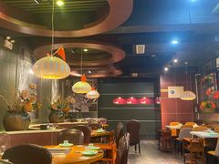 -洪焱重庆老火锅(万福花园店)