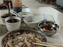 -正宗杨记普洱酸醋米线(总店)