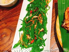 五彩花菇荷兰豆-云海肴·汽锅鸡·云南菜(美罗城店)