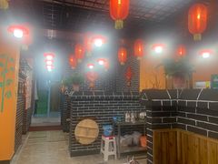 -小火炕铁锅炖鱼