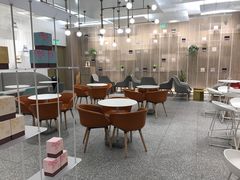 大堂-奈雪的茶(市百一店)