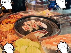 -哈哈碳都·牛肋条无限自助烤肉(台江万达店)