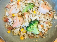 虾仁培根炒饭-仁义涵西餐·咖啡(中华巴洛克店)