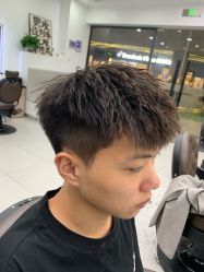 -尤司男士国潮理发馆
