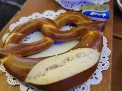 德式碱水面包棒-Paulaner·德国帕拉娜自酿啤酒餐厅(海上世界店)