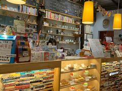 -猫的天空之城概念书店(杭州南宋御街店)