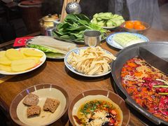 -萍姐火锅·公路夜市(武汉首店)