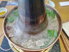 -额尔敦传统涮.冰煮羊火锅(乌兰察布体育场店)