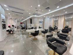 -Kraemer Paris  苏豪路易士·嘉玛发廊