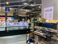 面包甜点陈列柜-盒马鲜生(岭南新世界店)