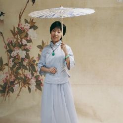 -北京七彩云南翡翠珠宝旗舰店(月坛店)