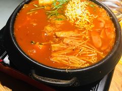 -青瓦炭韩潮烤肉(花园道店)